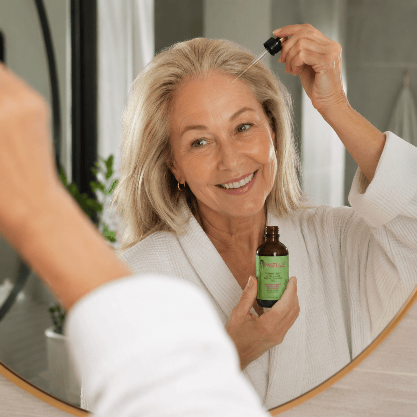ElevaHair™ Rosemary Scalp & Hair Strengthening Oil